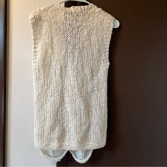 VTG Wool Blend Sweater Vest Lace Chunky Knit Wooden Toggle Buttons Italy White - Picture 3 of 11